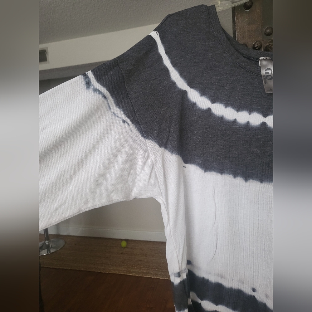Oversize sweater by GO Couture size L made in USA